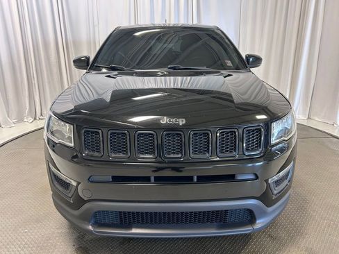 Used 2018 Jeep Compass Sport w/ Cold Weather Group FWD image 24