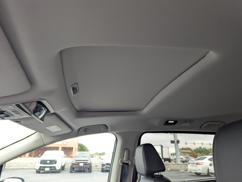 Used 2025 Honda Odyssey EX-L image 28