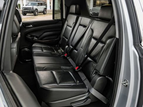 Used 2018 Chevrolet Suburban LT image 41