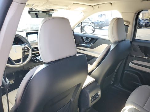 New 2026 Lincoln Corsair Reserve w/ Jet Appearance Package image 26