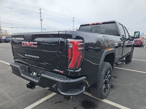 New 2026 GMC Sierra 3500 AT4 AWD/4WD image 5