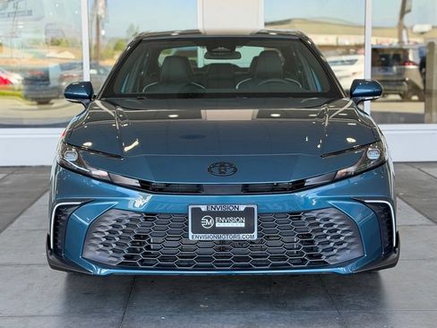 New 2026 Toyota Camry SE FWD image 4