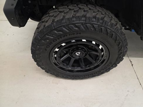 Used 2021 Jeep Gladiator Rubicon image 2