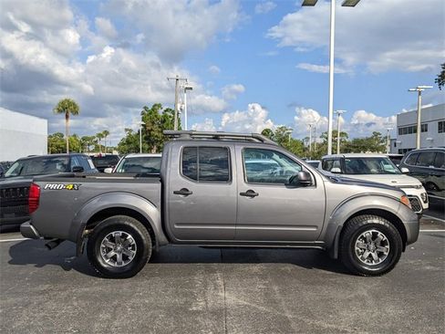 Used 2021 Nissan Frontier PRO-4X w/ Pro-4x Utility Package image 3