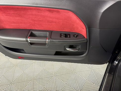 Used 2014 Dodge Challenger SRT8 w/ Harman/Kardon Audio Group RWD image 11