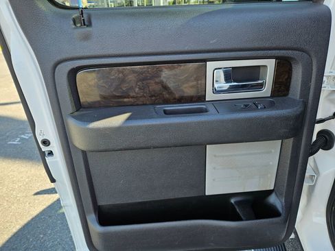 Used 2013 Ford F150 Platinum w/ Max Trailer Tow Pkg AWD/4WD image 15