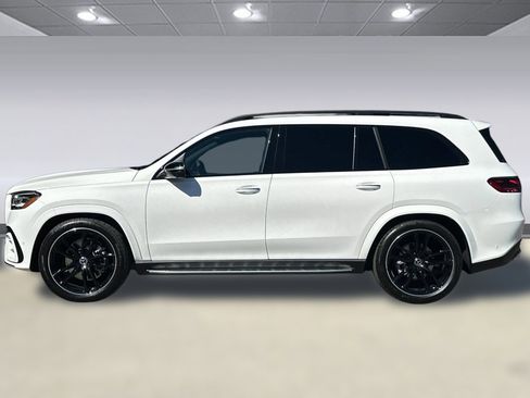 New 2026 Mercedes-Benz GLS 580 4MATIC image 2