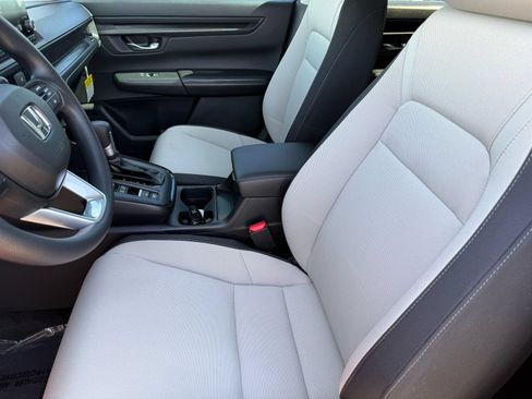 Used 2025 Honda CR-V EX image 13