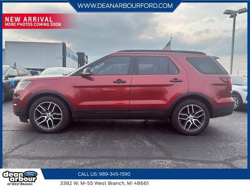 Used 2019 Ford Explorer Sport w/ Equipment Group 401A AWD/4WD image 5