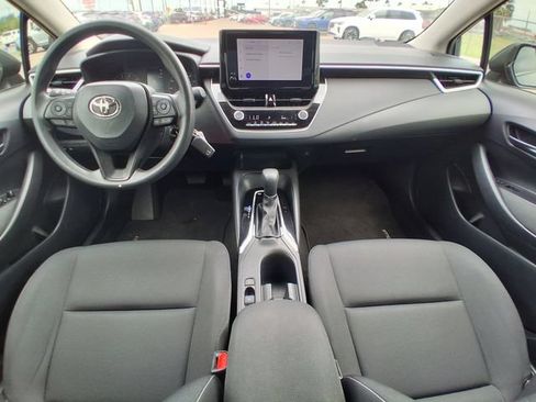 Used 2024 Toyota Corolla LE FWD image 11