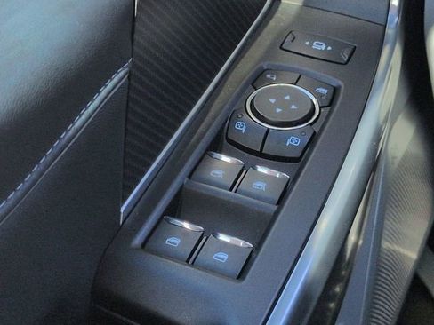 Used 2024 Ford F250 Limited image 24