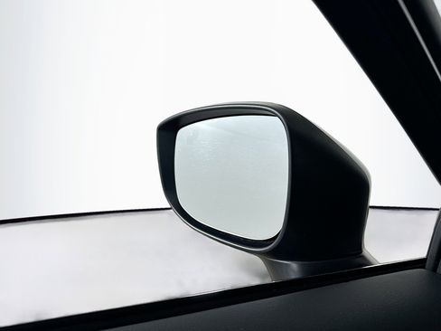 Used 2018 MAZDA CX-5 Touring w/ Preferred Equipment Package image 16