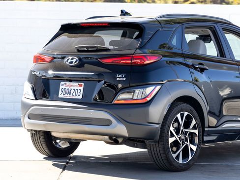 Used 2023 Hyundai Kona Limited image 11