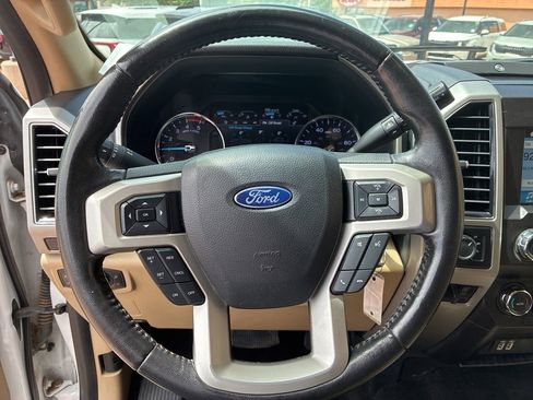 Used 2019 Ford F350 Lariat w/ Chrome Package image 30