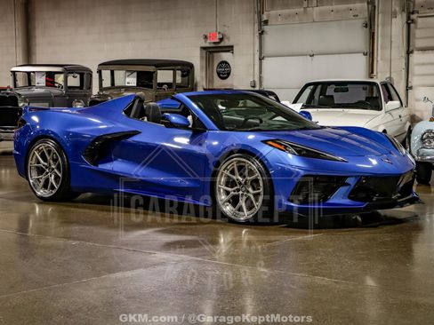 Used 2021 Chevrolet Corvette Stingray Premium Conv w/ Z51 Performance Package image 1
