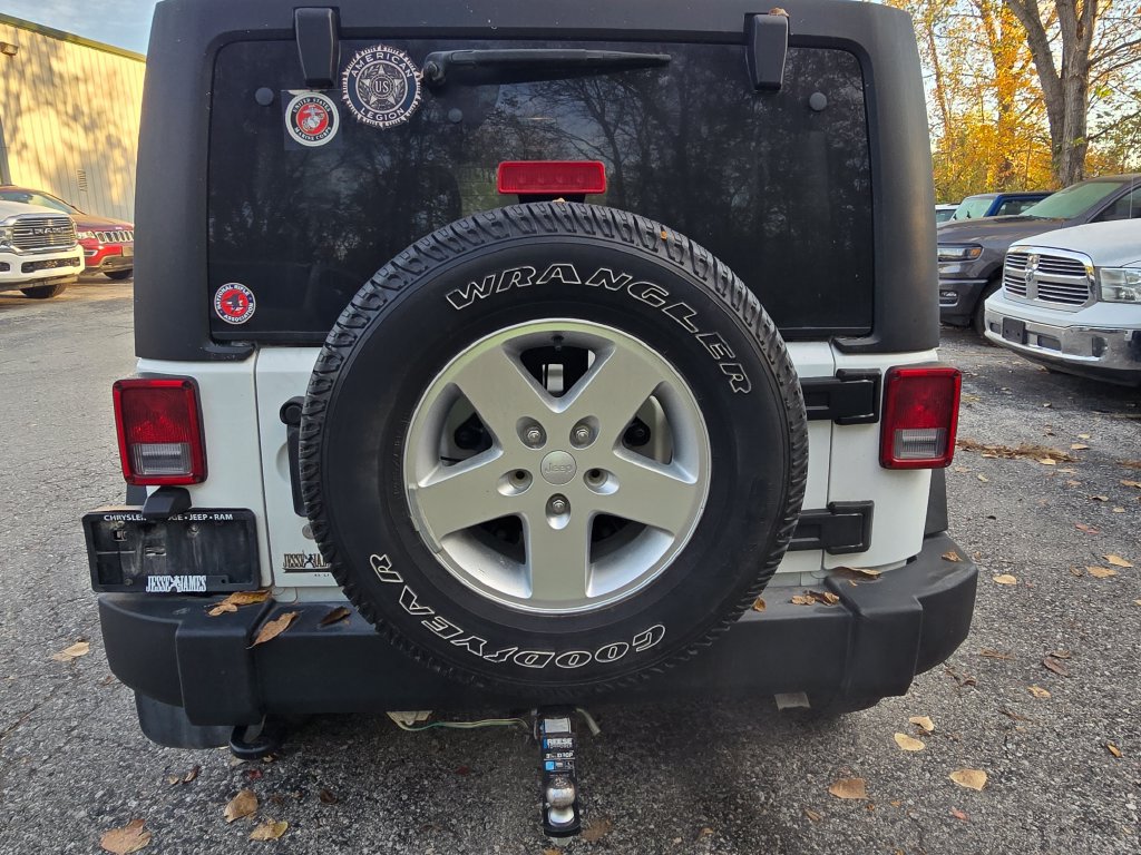 Used 2015 Jeep Wrangler Unlimited Sport w/ Quick Order Package 24S AWD/4WD image 6