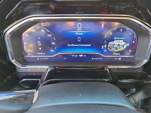 Certified 2025 Chevrolet Silverado 2500 LTZ w/ LTZ Convenience Package image 32