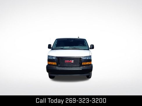New 2025 GMC Savana 3500 Extended w/ Driver Convenience Package image 4