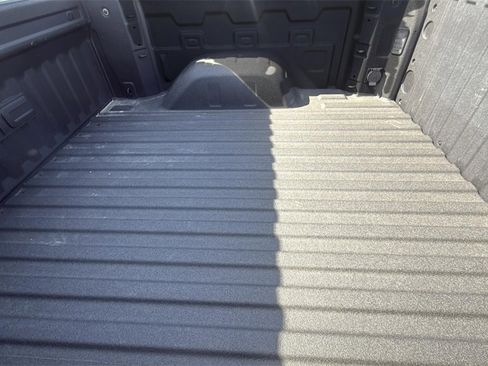 Used 2024 GMC Sierra 1500 Elevation image 16