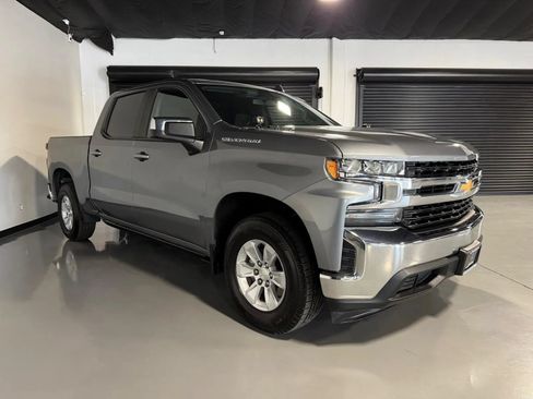 Used 2022 Chevrolet Silverado 1500 LT RWD image 3