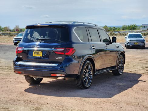 Used 2021 INFINITI QX80 Premium Select w/ All-Season Package AWD/4WD image 5