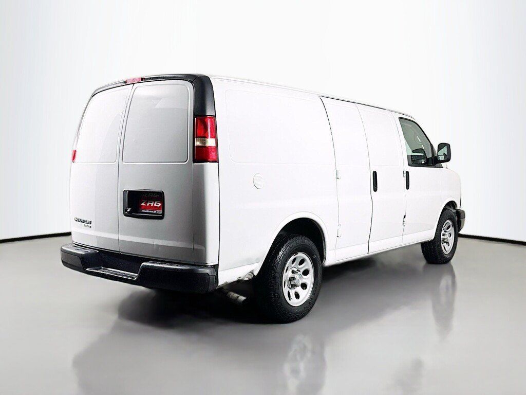 Used 2014 Chevrolet Express 1500 RWD image 5