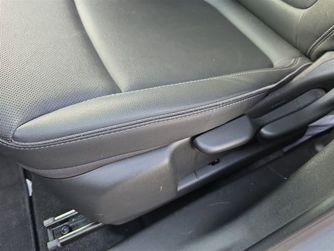 Used 2024 Buick Encore GX Sport Touring image 14