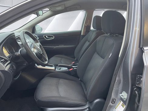 Used 2017 Nissan Sentra SR w/ Driver's Assist Package image 10