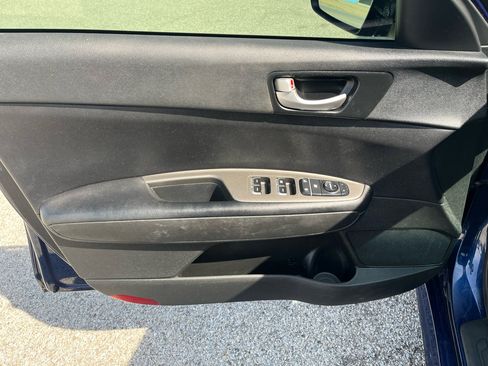 Used 2020 Kia Optima LX image 21