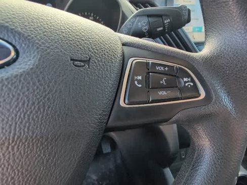 Used 2017 Ford Escape SE w/ Equipment Group 201A image 20