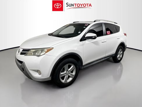 Used 2014 Toyota RAV4 XLE FWD image 9