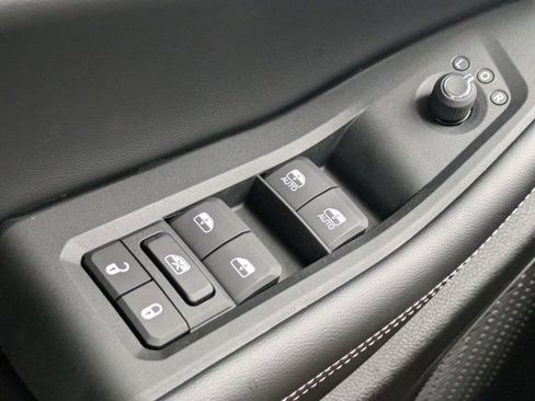 New 2025 Jeep Grand Cherokee L Limited w/ Black Appearance Package image 21