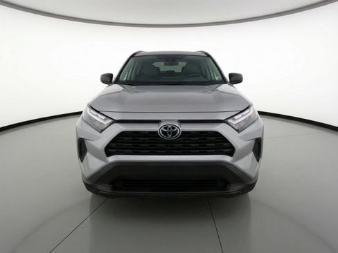 Used 2025 Toyota RAV4 LE image 2