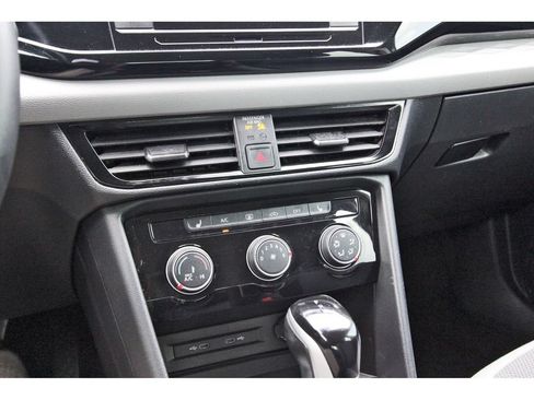 Certified 2024 Volkswagen Taos S AWD/4WD image 28