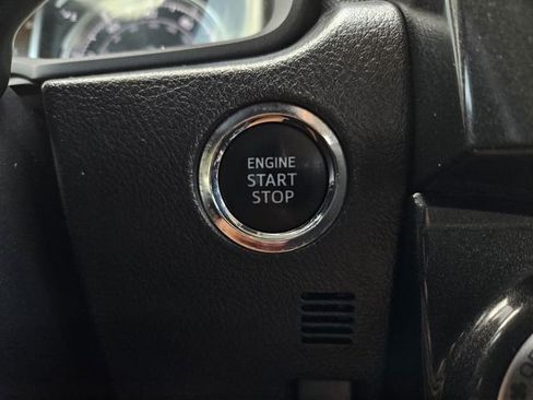 Used 2021 Toyota 4Runner Venture AWD/4WD image 13