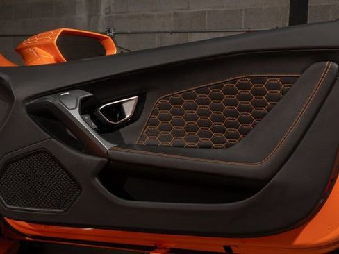 Used 2019 Lamborghini Huracan LP 580-2 image 25