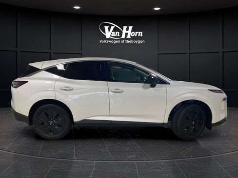 Used 2025 Nissan Murano SV AWD/4WD image 8