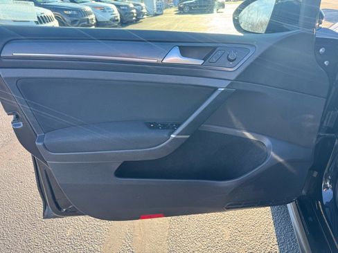 Used 2019 Volkswagen GTI S image 11