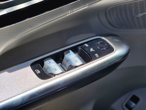 New 2026 Mercedes-Benz GLC 300 4MATIC image 16