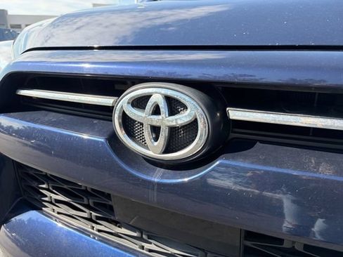 Used 2020 Toyota 4Runner SR5 Premium w/ Moonroof Package AWD/4WD image 23