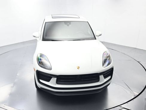 Certified 2024 Porsche Macan S AWD/4WD image 43