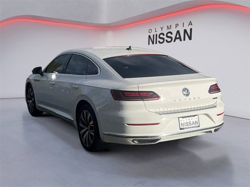 Used 2019 Volkswagen Arteon SE image 3