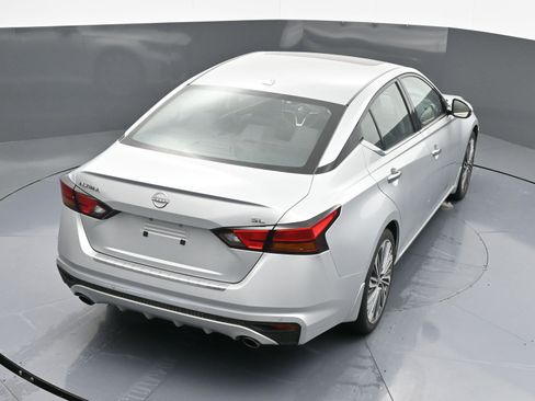 Used 2023 Nissan Altima 2.5 SL image 35