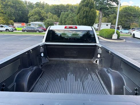 Used 2021 Chevrolet Silverado 1500 W/T w/ WT Fleet Convenience Package RWD image 5