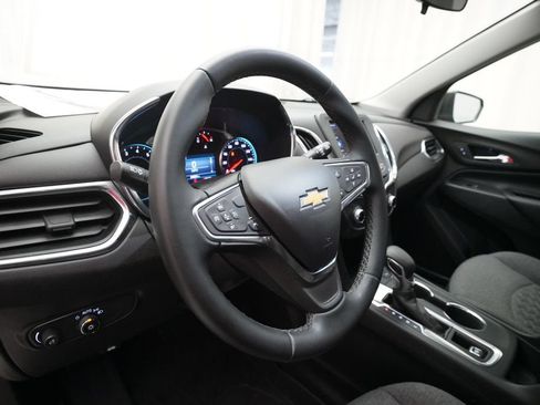 Used 2024 Chevrolet Equinox LT AWD/4WD image 8