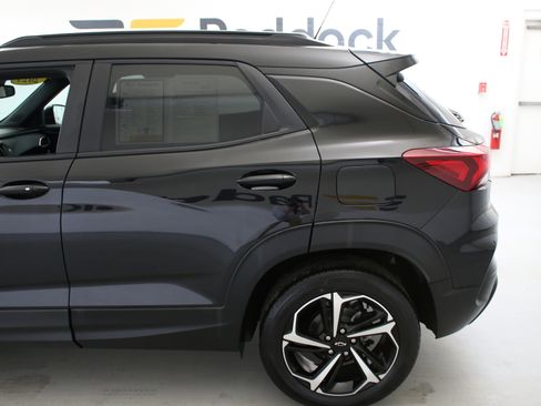 Used 2023 Chevrolet TrailBlazer RS w/ Sun and Liftgate Package AWD/4WD image 6