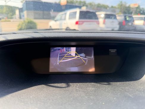 Used 2016 Honda CR-V LX image 5