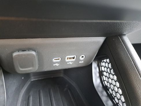 Used 2023 Chevrolet TrailBlazer LT image 19