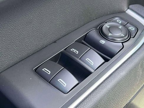 Used 2026 Chevrolet Silverado 1500 LT image 17