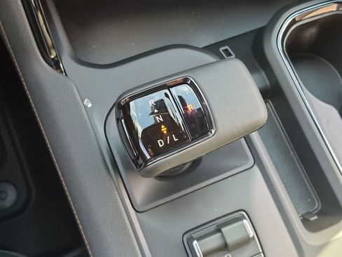 New 2026 GMC Sierra 1500 AT4 w/ Technology Package AWD/4WD image 20